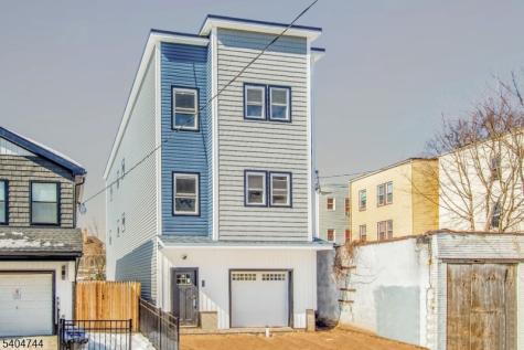 39 Ellis Avenue Irvington NJ 07111