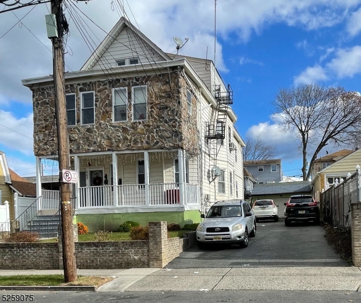 669 E 30th Street Paterson NJ 07513