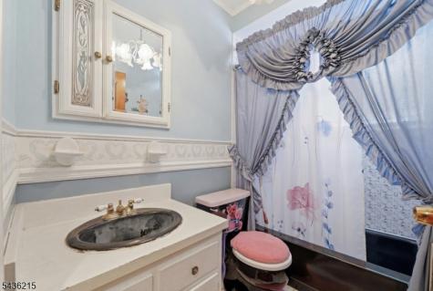 31 Division Avenue Belleville NJ 07109