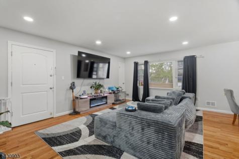 157 Baltimore Avenue Hillside NJ 07205