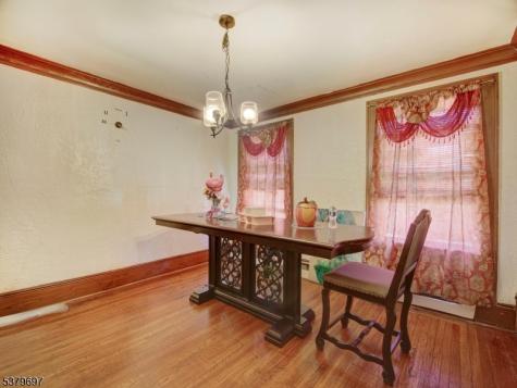 170 Oakland Terrace Newark NJ 07106