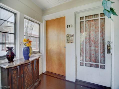 170 Oakland Terrace Newark NJ 07106