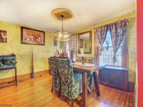 170 Oakland Terrace Newark NJ 07106