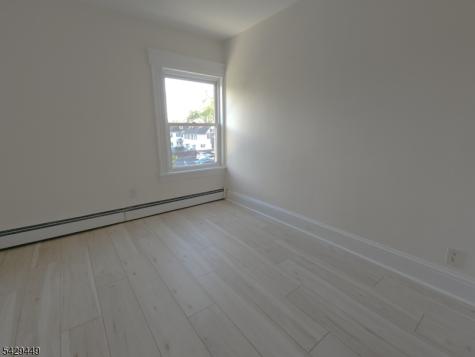 15 E Clay Avenue Roselle Park NJ 07204