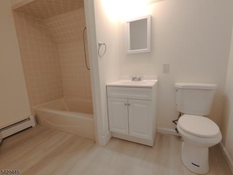 15 E Clay Avenue Roselle Park NJ 07204