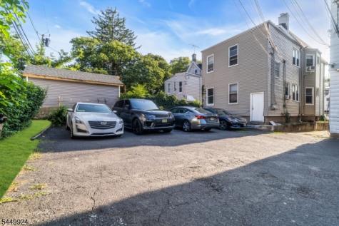 296 N Park Street East Orange NJ 07017