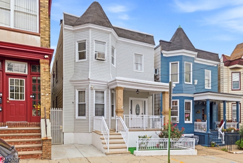 813 20TH Street Union NJ 07087