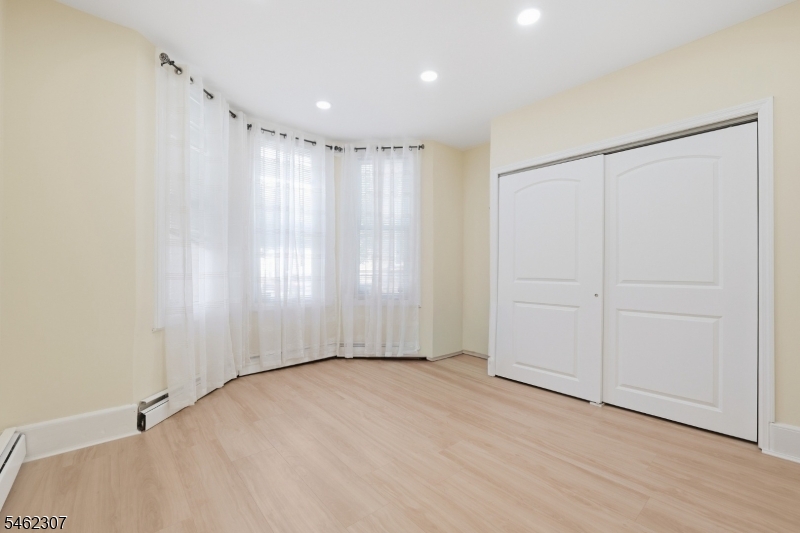 813 20TH Street Union NJ 07087