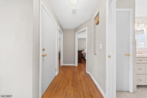23 Homcy Place Clifton NJ 07011