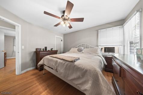 23 Homcy Place Clifton NJ 07011