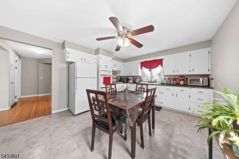 23 Homcy Place Clifton NJ 07011