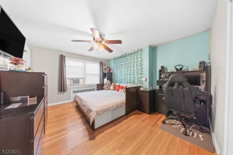 23 Homcy Place Clifton NJ 07011