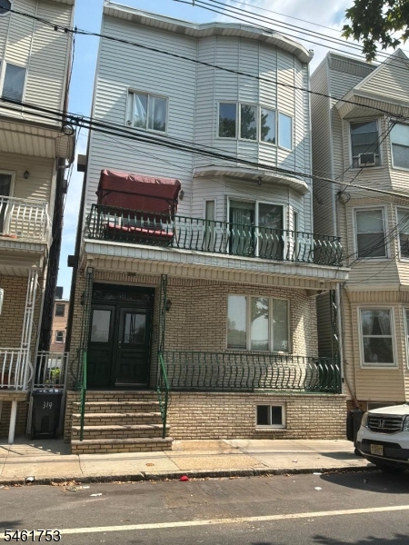 321 Walnut Street Newark NJ 07105