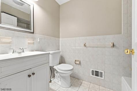 250 Passaic Avenue East Newark NJ 07029