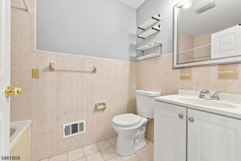 250 Passaic Avenue East Newark NJ 07029