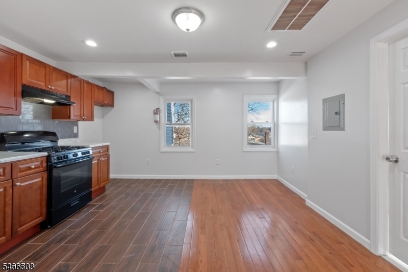 346 Sanford Avenue Newark NJ 07106