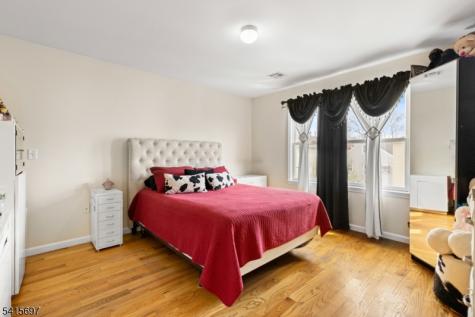 46 Barbara Street Newark NJ 07105