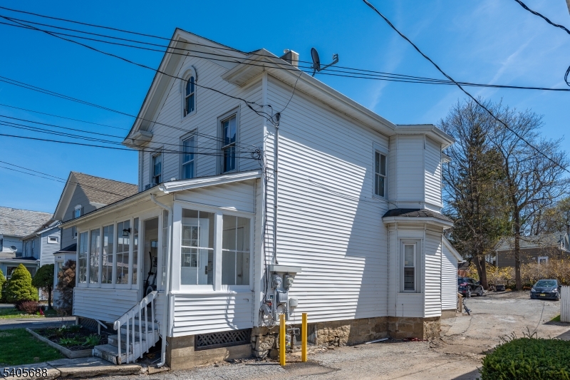 45 Madison Street Newton NJ 07860