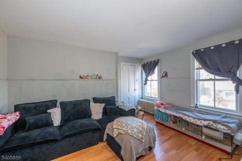 45 Madison Street Newton NJ 07860