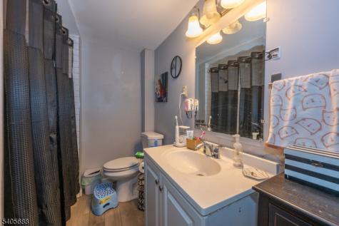45 Madison Street Newton NJ 07860