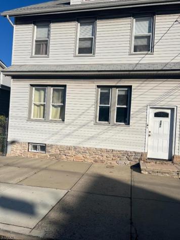 541 E 2nd Avenue Roselle NJ 07203