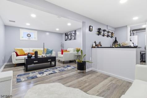 346 Harding Avenue Clifton NJ 07011