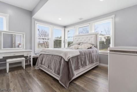 346 Harding Avenue Clifton NJ 07011