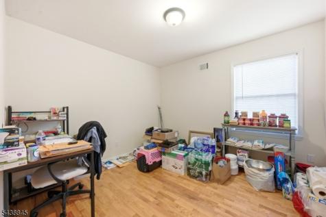 433 Linden Avenue Elizabeth NJ 07202