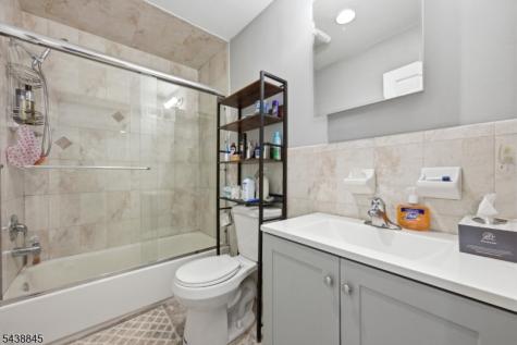 433 Linden Avenue Elizabeth NJ 07202