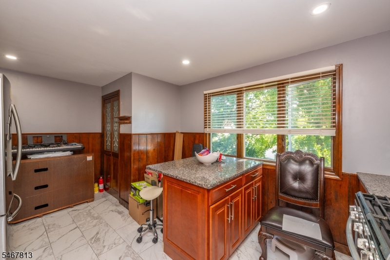 224 Montgomery Street Bloomfield NJ 07003
