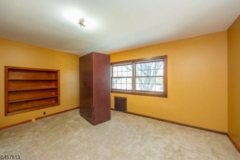 224 Montgomery Street Bloomfield NJ 07003