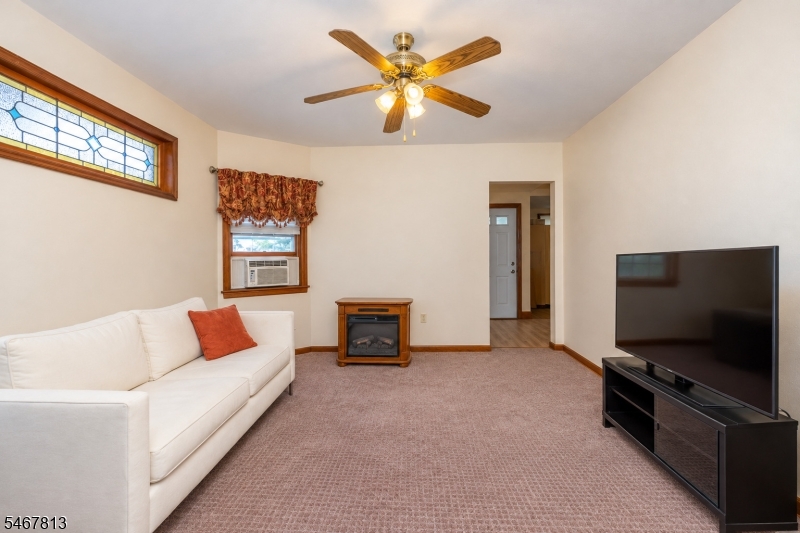 224 Montgomery Street Bloomfield NJ 07003