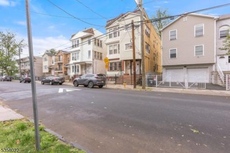 51 Schley Street Newark NJ 07112