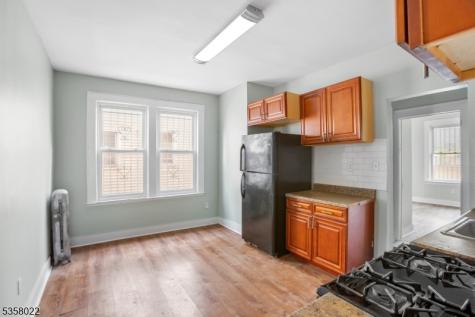 51 Schley Street Newark NJ 07112