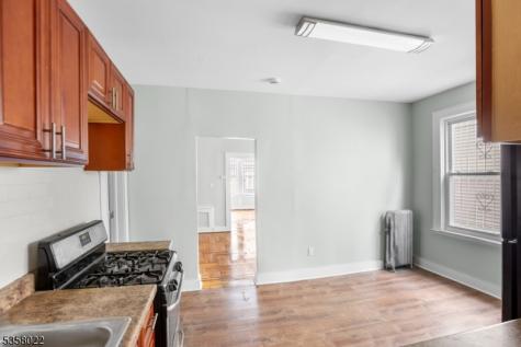 51 Schley Street Newark NJ 07112