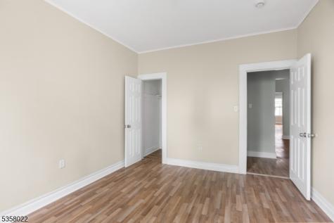 51 Schley Street Newark NJ 07112