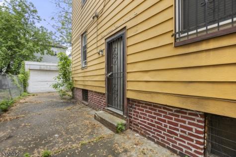 51 Schley Street Newark NJ 07112