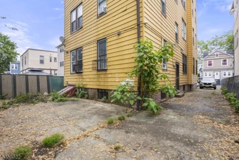 51 Schley Street Newark NJ 07112
