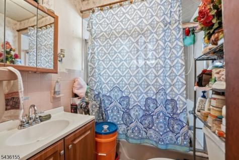 23 Orchard Street Elizabeth NJ 07208