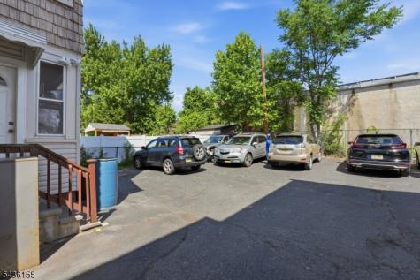 23 Orchard Street Elizabeth NJ 07208