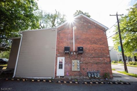 332 Water Street Belvidere NJ 07823