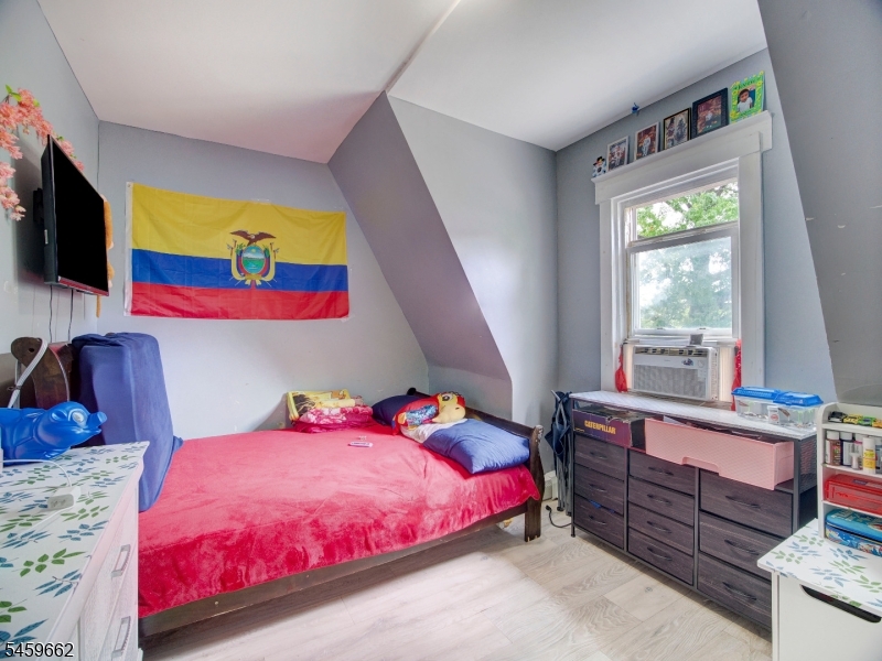 18 Shanley Avenue Newark NJ 07108