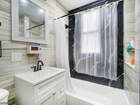 18 Shanley Avenue Newark NJ 07108