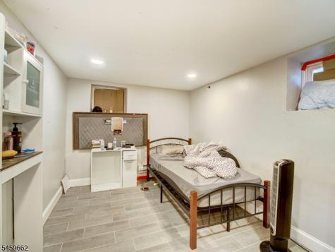 18 Shanley Avenue Newark NJ 07108