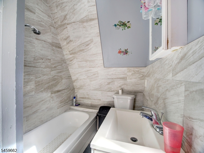 18 Shanley Avenue Newark NJ 07108