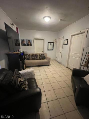 638 Franklin Street Elizabeth NJ 07206