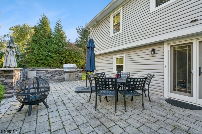 39 Woodbrook Circle Westfield NJ 07090