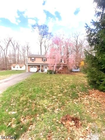 47 Indian Trail Hopatcong NJ 07821