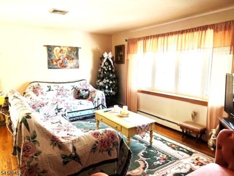 47 Indian Trail Hopatcong NJ 07821
