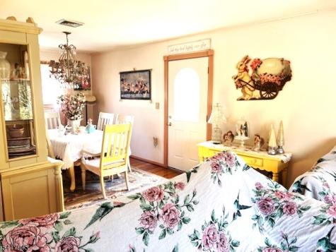 47 Indian Trail Hopatcong NJ 07821